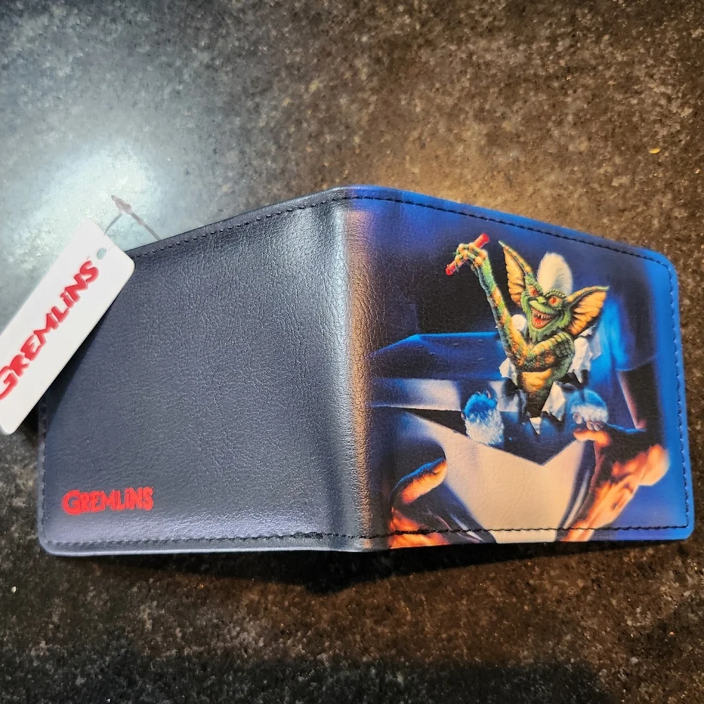 Gremlins Blue Wallet - Picture 5 of 6